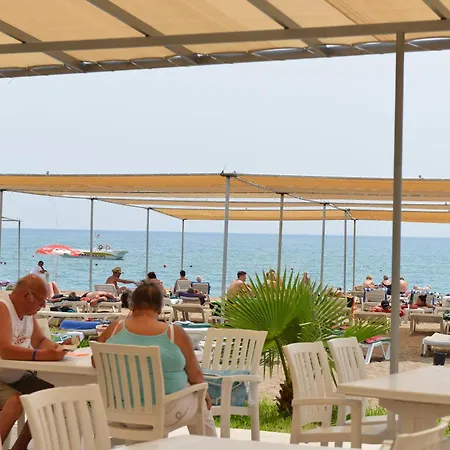 Hotel Linda 5*