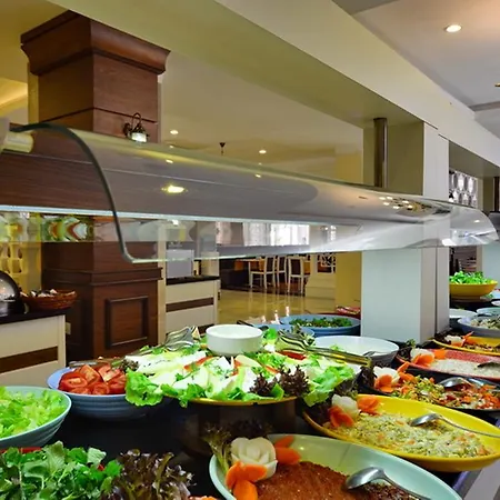 Hotel Linda 5*