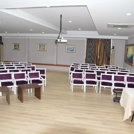 Hotel Linda 5*